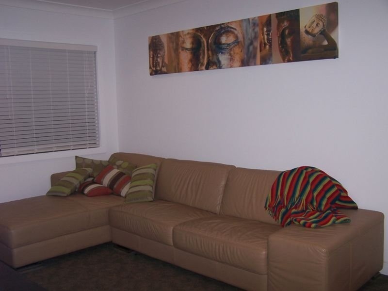 16 Verona Avenue, Isle Of Capri QLD 4217