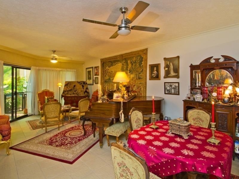 Chevron Island QLD 4217