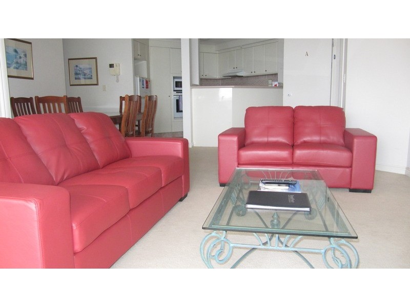 7 “Moroccan” Elkhorn Avenue, Surfers Paradise QLD 4217