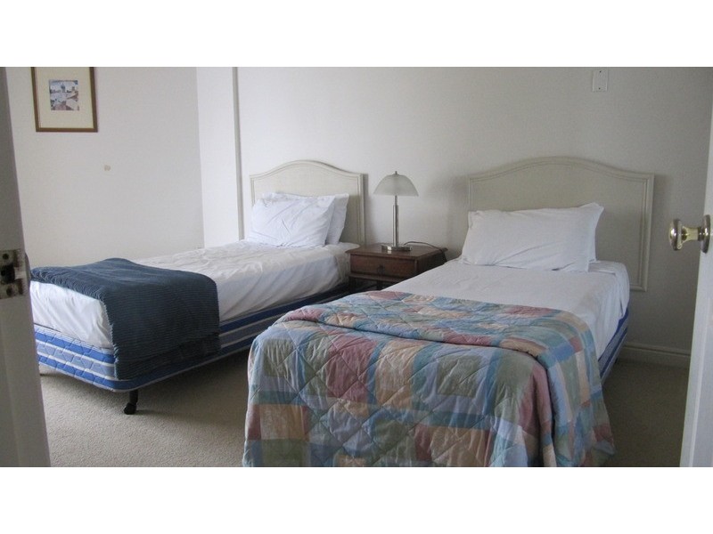 7 “Moroccan” Elkhorn Avenue, Surfers Paradise QLD 4217