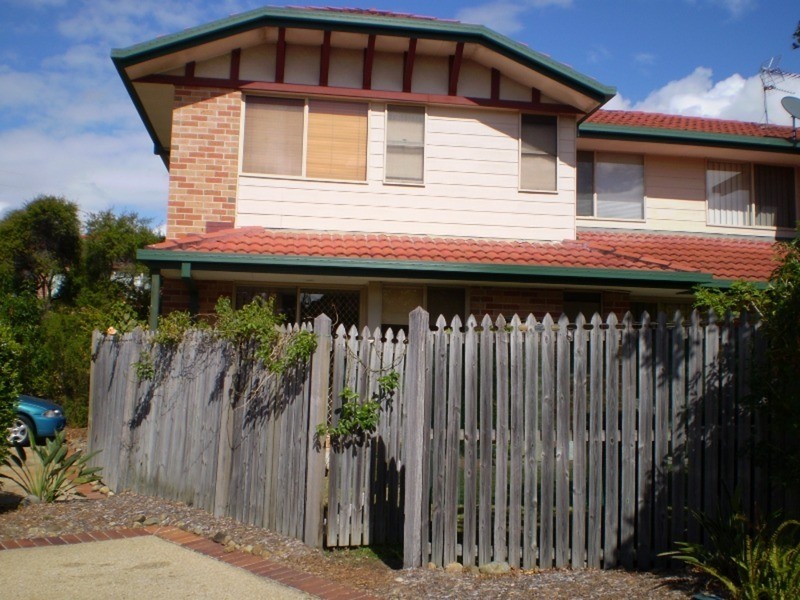 75 Brown Street, Labrador QLD 4215