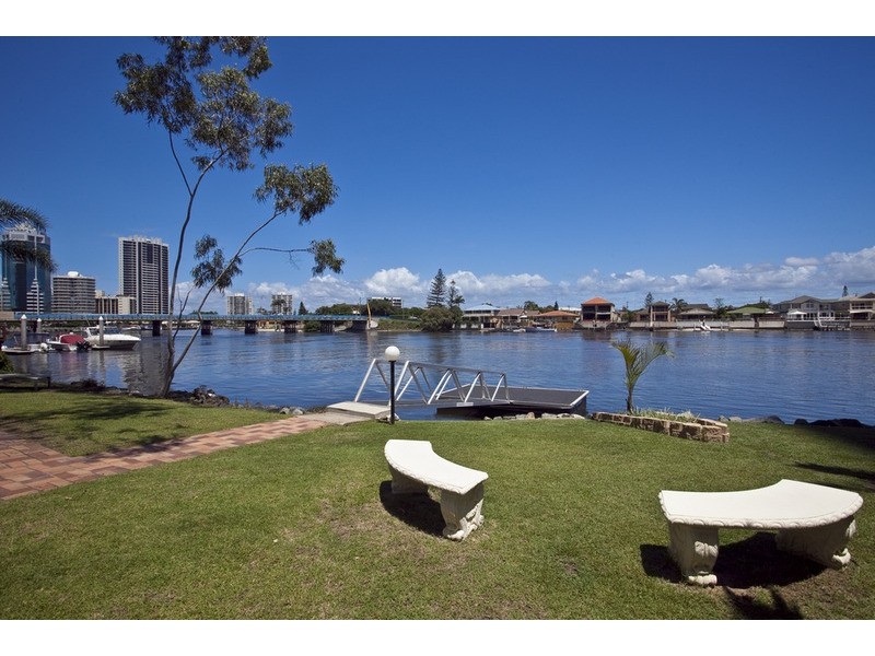32 “Anchorage” Riverview Parade, Surfers Paradise QLD 4217