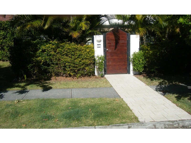 103 “Raffles On Capri” Salerno Street, Surfers Paradise QLD 4217