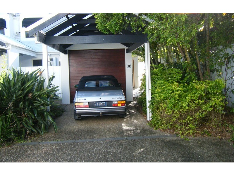 103 “Raffles On Capri” Salerno Street, Surfers Paradise QLD 4217