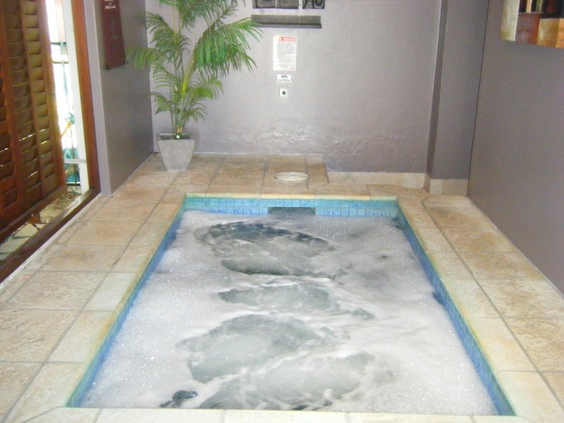 103 “Raffles On Capri” Salerno Street, Surfers Paradise QLD 4217