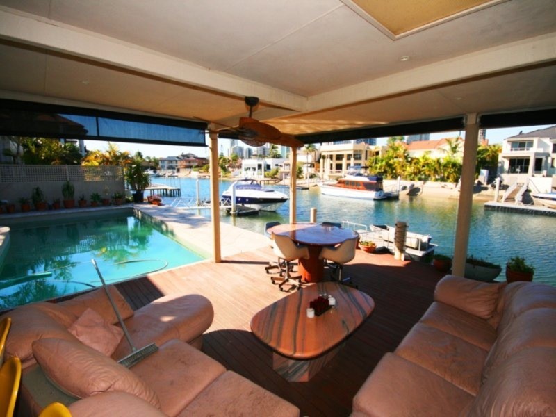 Paradise Waters QLD 4217