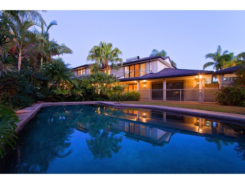 9 Norseman Court, Paradise Waters QLD 4217