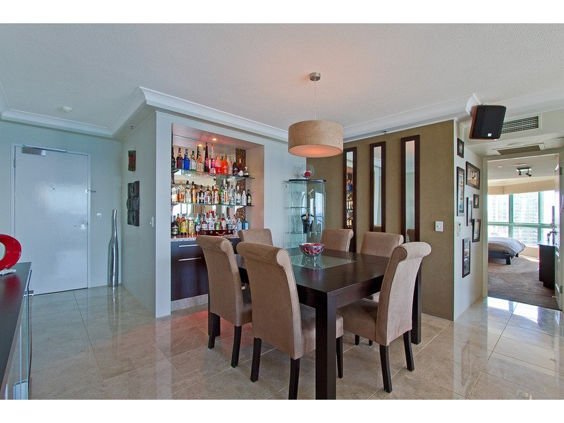 5-19 “Crown Towers” Palm Avenue, Surfers Paradise QLD 4217