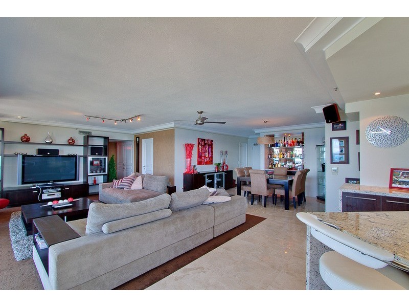 5-19 “Crown Towers” Palm Avenue, Surfers Paradise QLD 4217