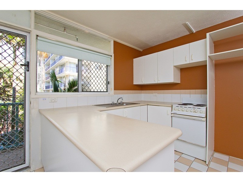 69 “Raffles Royale” Ferny Avenue, Surfers Paradise QLD 4217