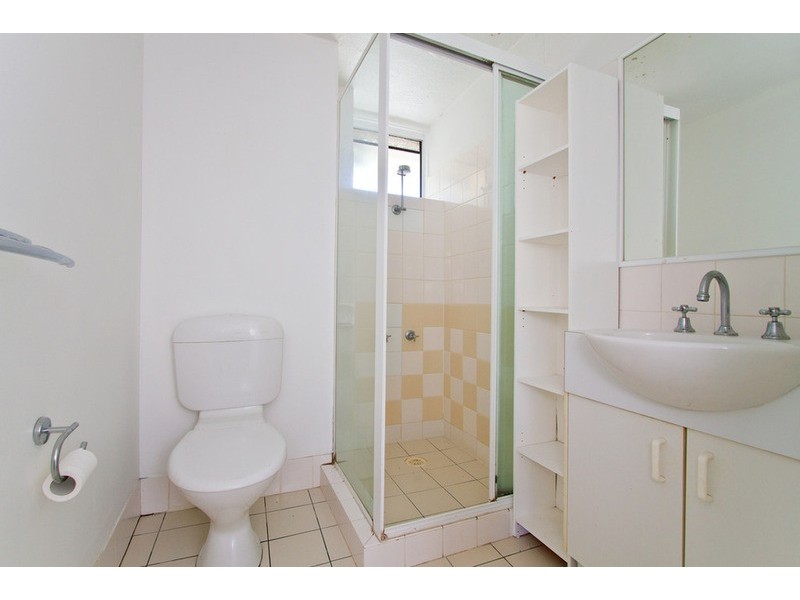 69 “Raffles Royale” Ferny Avenue, Surfers Paradise QLD 4217