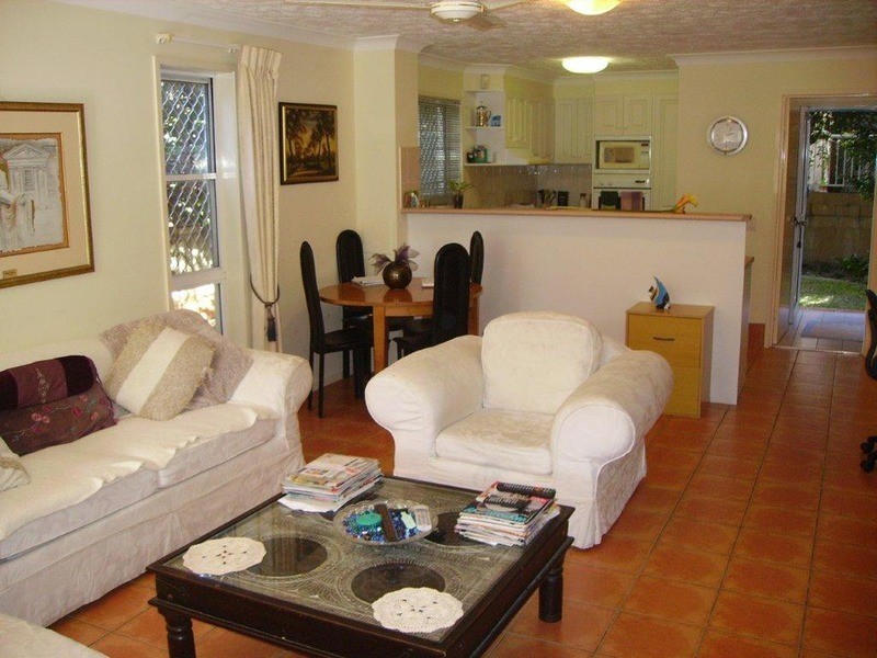 8 “Belle Haven” Dalpura Street, Chevron Island QLD 4217