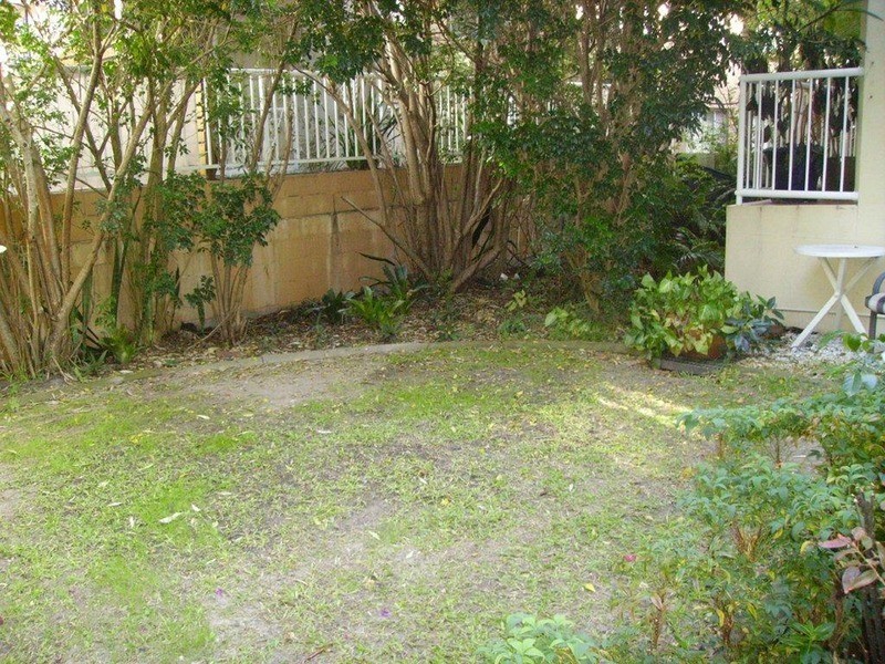 8 “Belle Haven” Dalpura Street, Chevron Island QLD 4217
