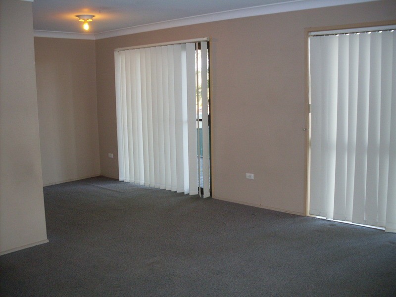 1/168 Whiting Street, Labrador QLD 4215