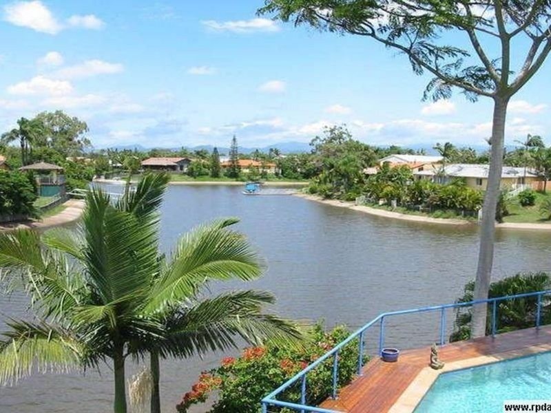 3 Chale Court, Bundall QLD 4217