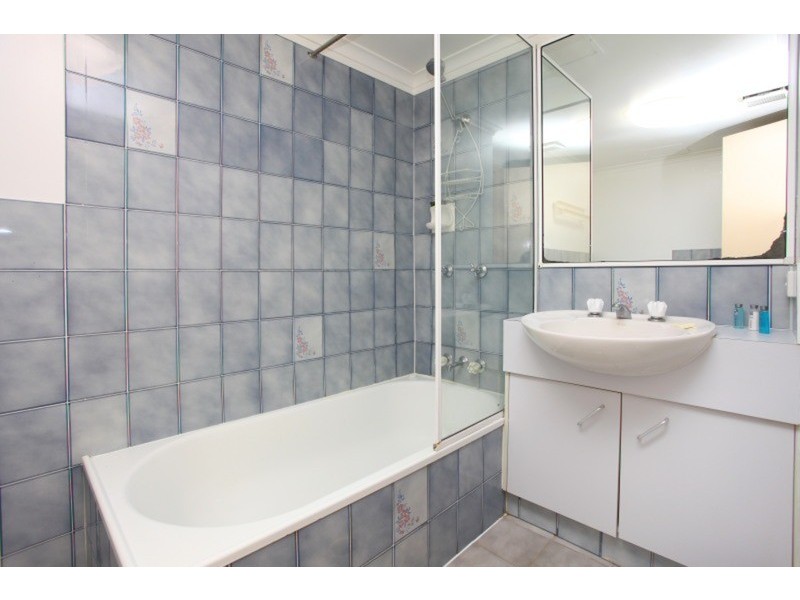 42 “Tradewinds” Beach  Parade, Surfers Paradise QLD 4217