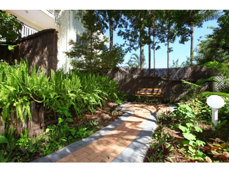 42 “Tradewinds” Beach  Parade, Surfers Paradise QLD 4217