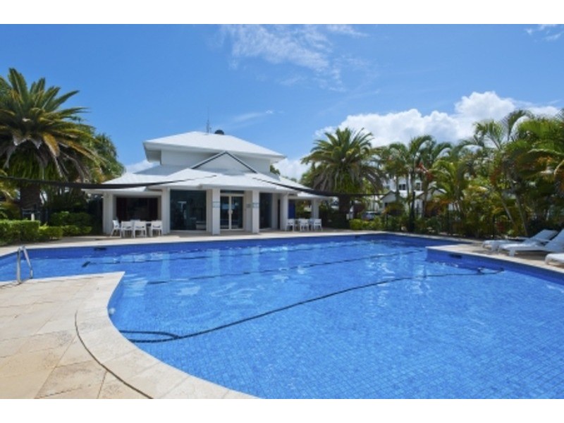 103 Salerno  Street, Surfers Paradise QLD 4217