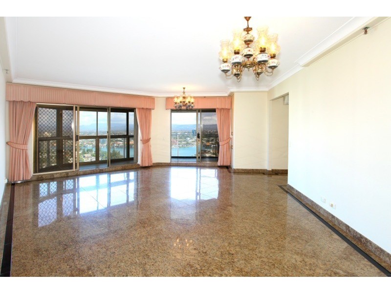 138/2 “Atlantis East” Admiralty  Drive, Paradise Waters QLD 4217