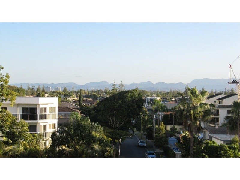 1 “Paradise Island Resort” Paradise Island Drive, Surfers Paradise QLD 4217