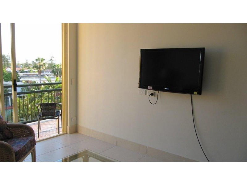 1 “Paradise Island Resort” Paradise Island Drive, Surfers Paradise QLD 4217