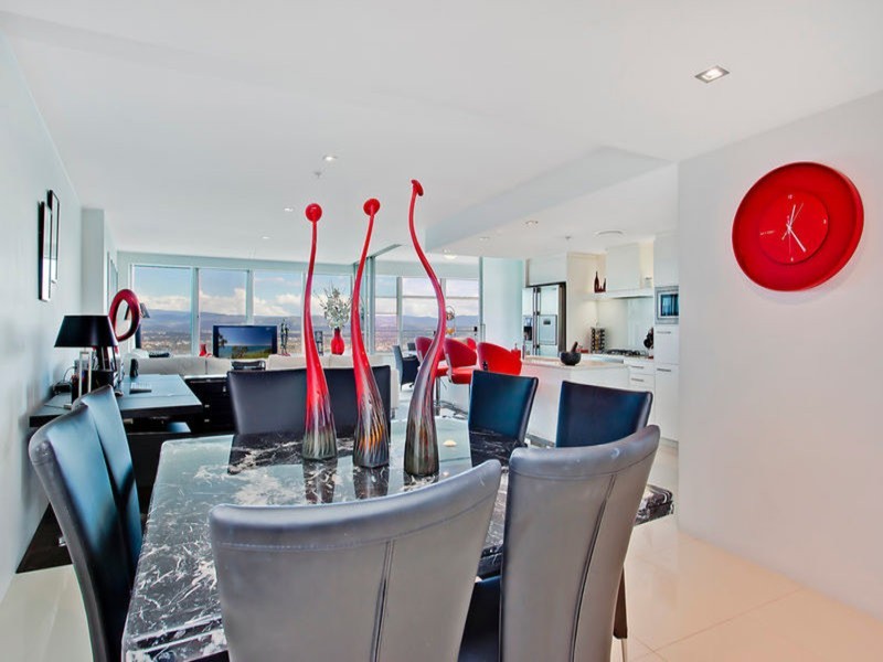 “Q1″ 9 Hamilton Avenue, Surfers Paradise QLD 4217