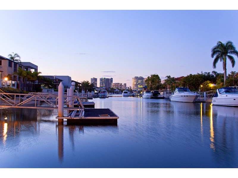 Paradise Waters QLD 4217