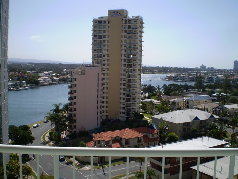 41/19 Riverview Parade, Surfers Paradise QLD 4217
