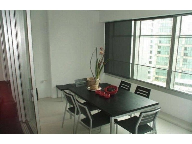 1010/”Q1″ 9 Hamilton Avenue, Surfers Paradise QLD 4217
