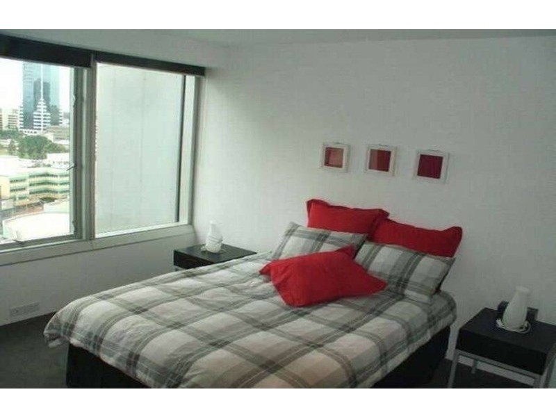 1010/”Q1″ 9 Hamilton Avenue, Surfers Paradise QLD 4217