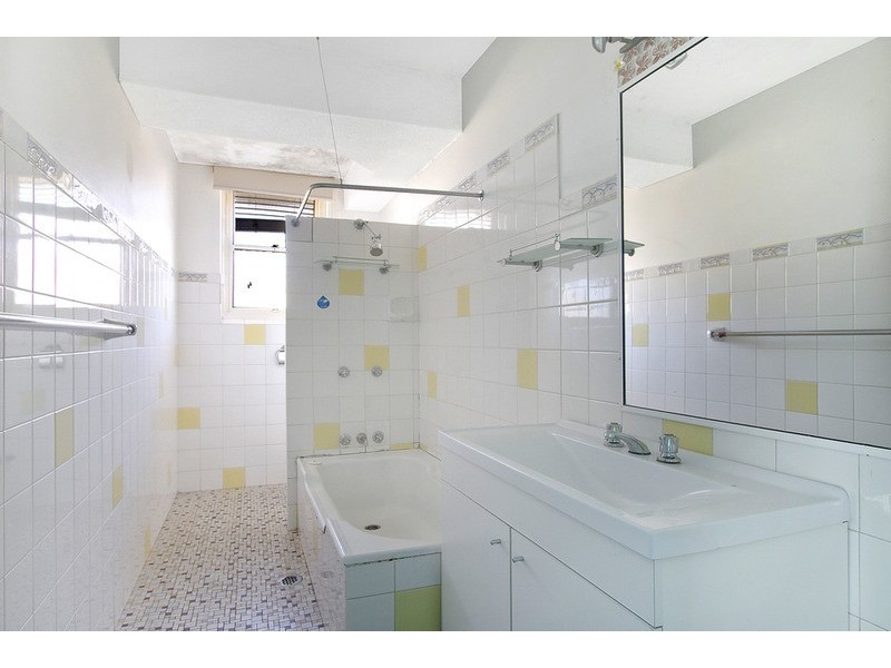 46 Peninsular  Drive, Surfers Paradise QLD 4217