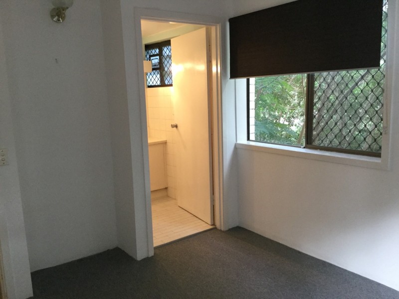 4/26 Palm Avenue, Surfers Paradise QLD 4217