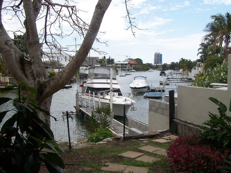 Isle Of Capri QLD 4217