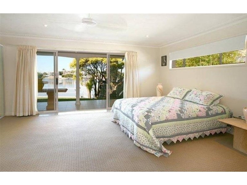 Isle Of Capri QLD 4217