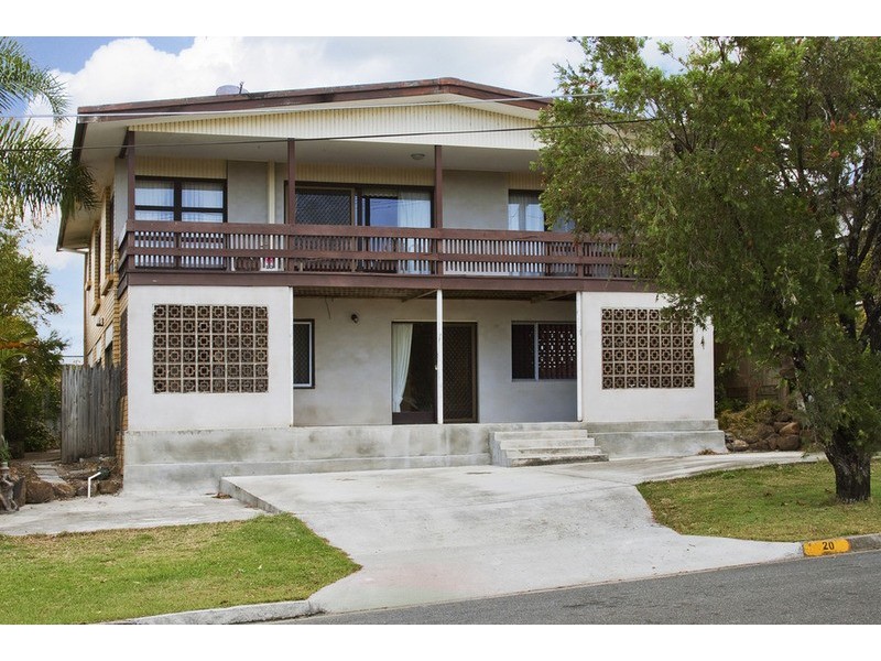 20 Plover Avenue, Paradise Point QLD 4216