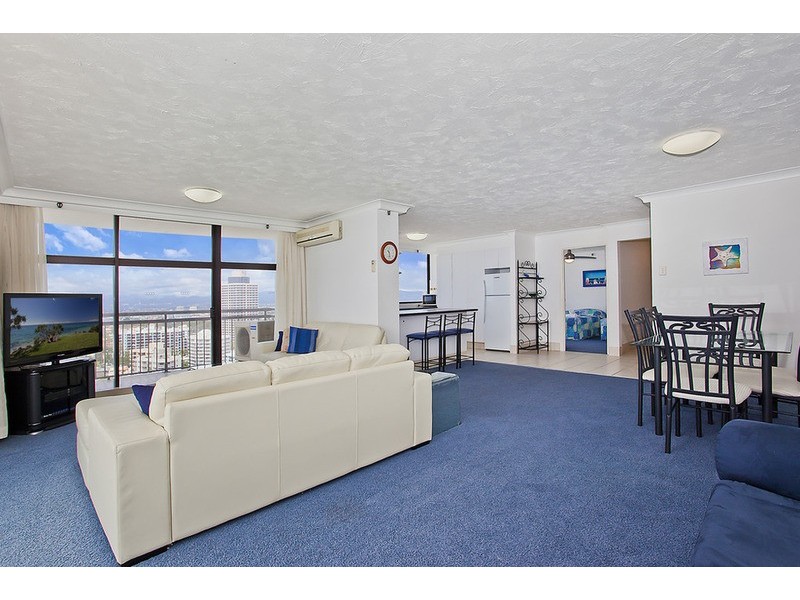 22E/4 Old Burleigh Road, Surfers Paradise QLD 4217