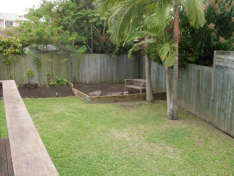 9 Rocket  Court, Benowa QLD 4217