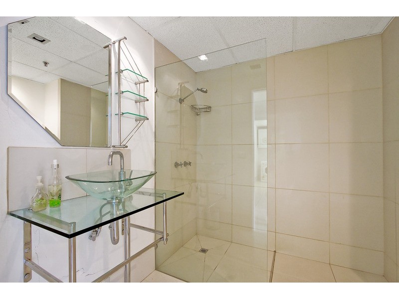 2802/3422 “Golden Gate” Surfers Boulevard, Surfers Paradise QLD 4217