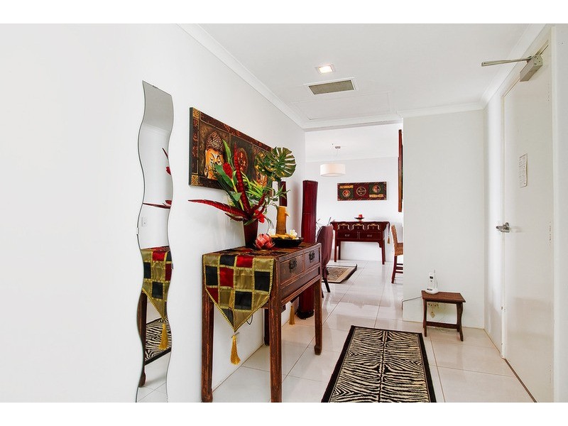 2802/3422 “Golden Gate” Surfers Boulevard, Surfers Paradise QLD 4217