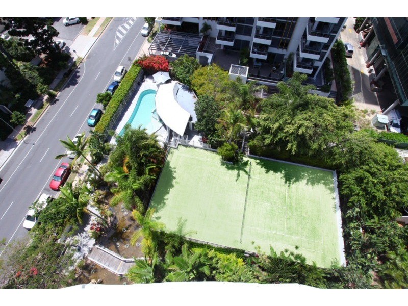 48/19 “Surfers Mayfair” Riverview  Parade, Surfers Paradise QLD 4217