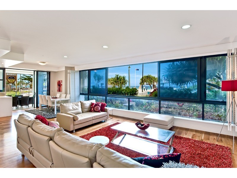 6 Trickett Street, Surfers Paradise QLD 4217