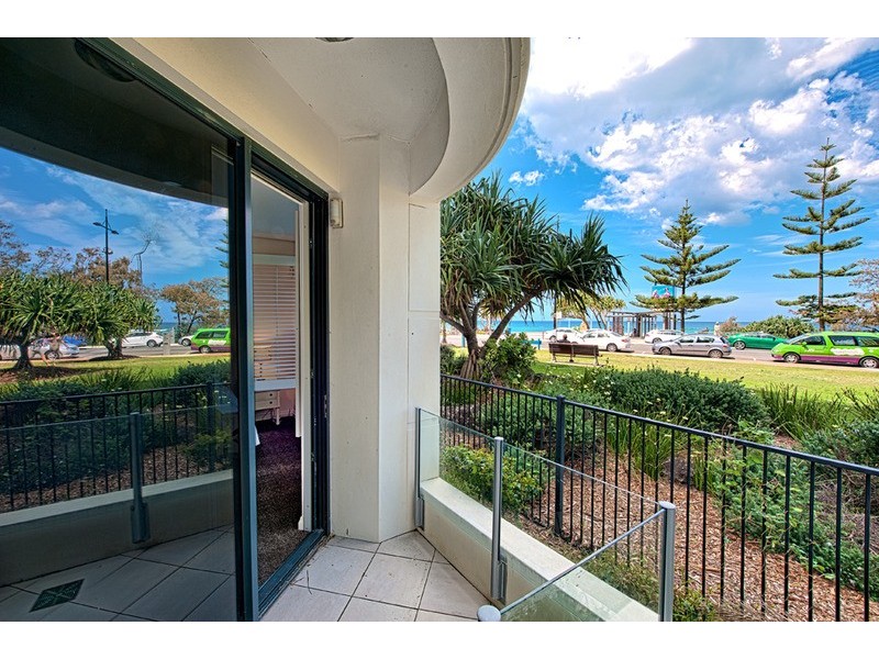 6 Trickett Street, Surfers Paradise QLD 4217
