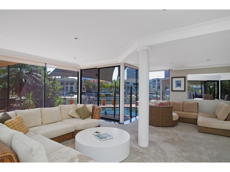19 Buccaneer Court, Paradise Waters QLD 4217