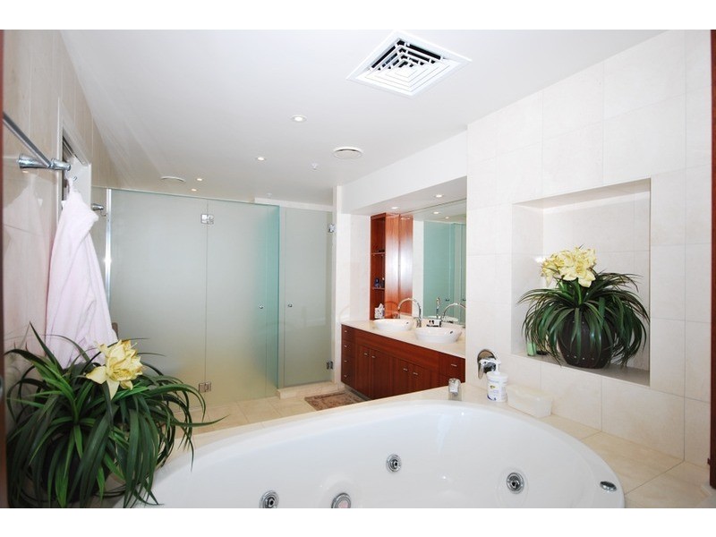 CHEVRON RENAISSANCE 23 Ferny Avenue, Surfers Paradise QLD 4217