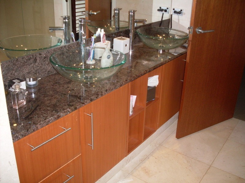 10 St Pauls Place, Isle Of Capri QLD 4217