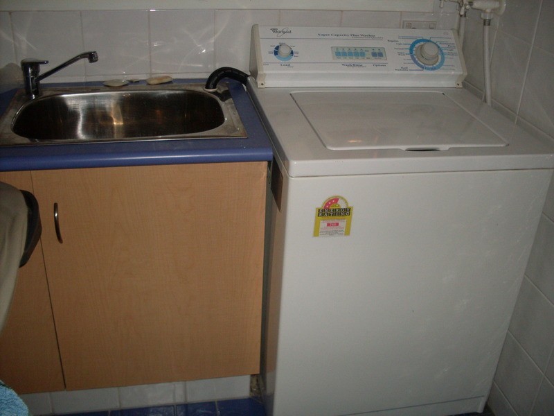 10 St Pauls Place, Isle Of Capri QLD 4217