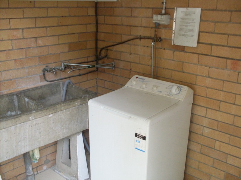 2/5 Stanhill Drive, Chevron Island QLD 4217