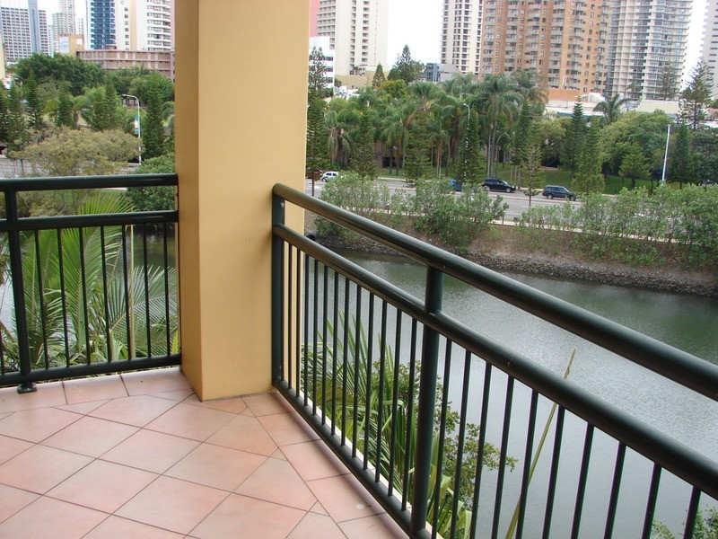 Unit 426a/1 Paradise Island, Surfers Paradise QLD 4217