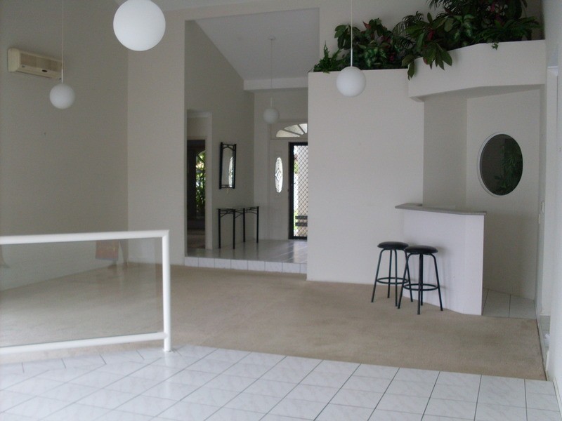 128 Port Jackson  Boulevard, Clear Island Waters QLD 4226