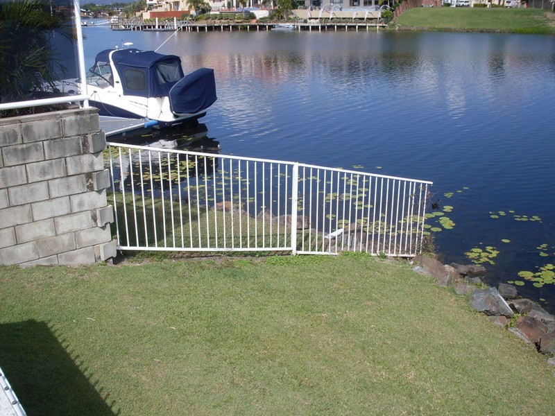 128 Port Jackson  Boulevard, Clear Island Waters QLD 4226